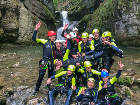 RANDONNEE AQUATIQUE DES GORGES DE MALVAUX (Canyoning initiation)
